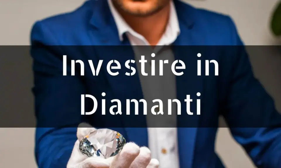 Un uomo in giacca blu mostra un diamante scintillante, simbolo di un saggio investimento in diamanti.