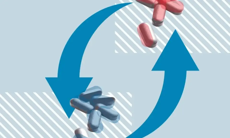 Flechas azules indican un ciclo, mostrando pastillas rojas y azules. Consulta sobre cada cuanto alternar paracetamol e ibuprofeno.