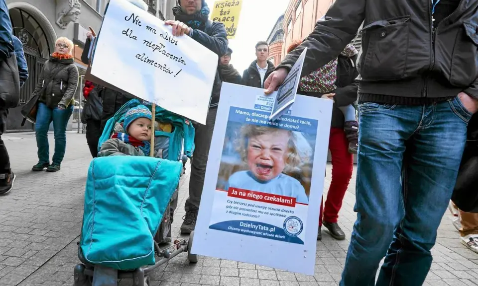 Alimenty po wyroku: Od kiedy płacić? Uniknij błędów i kar!