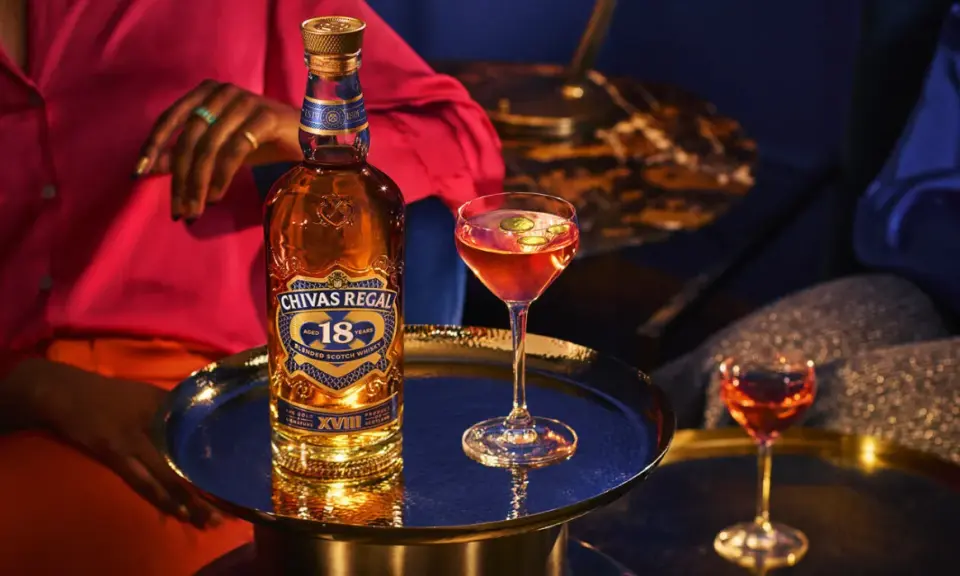 Z czego robi się whisky? Odkryj sekrety smaku i procesu!