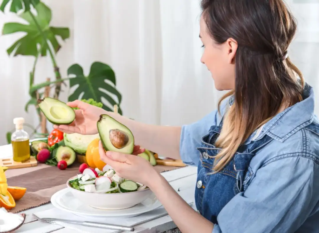 Jak zdrowo przytyć? Dieta, trening i sprawdzone sposoby na masę