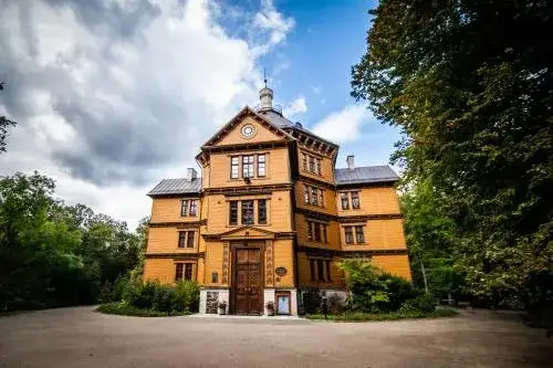 Pałac myśliwski w Antoninie - historia, architektura i atrakcje turystyczne