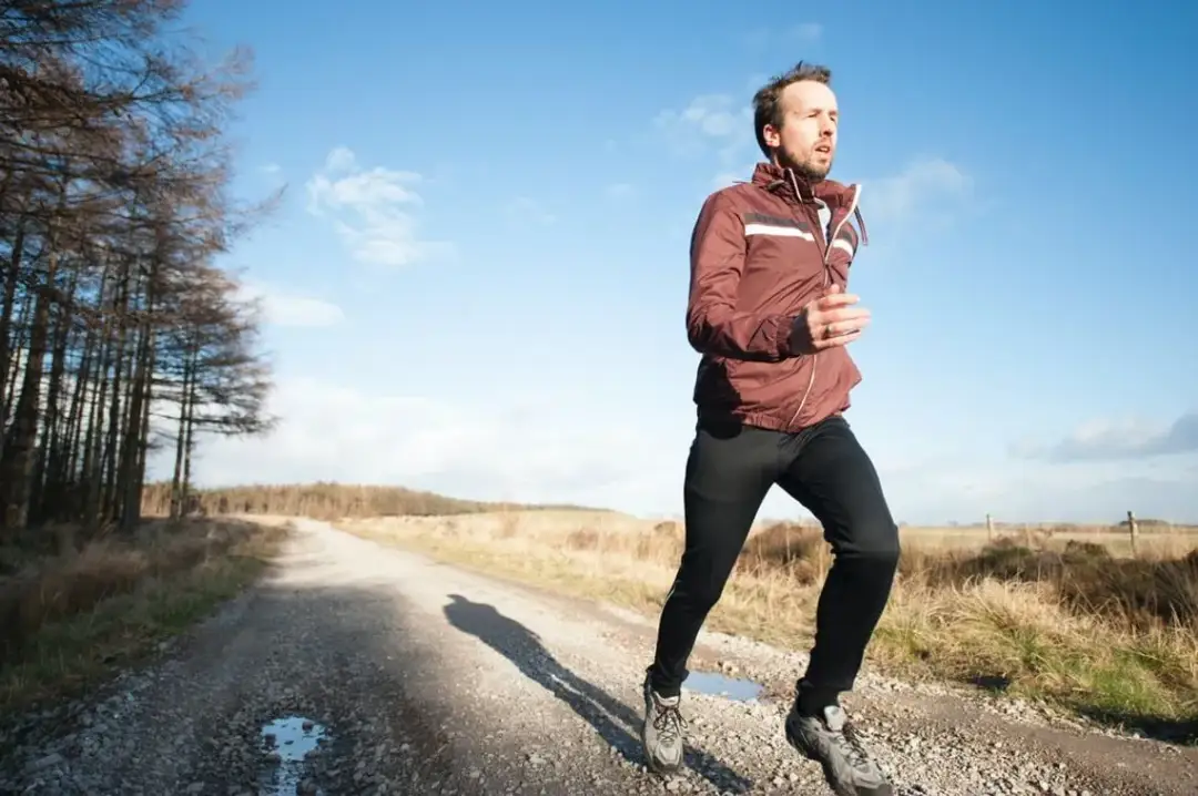 Ile kalorii spala się podczas biegania? Odkryj zaskakujące fakty