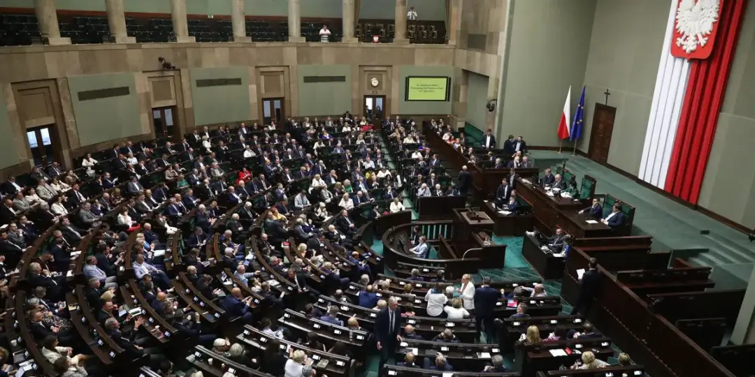 Kiedy głosowanie w Sejmie o wakacjach kredytowych? Kluczowe informacje
