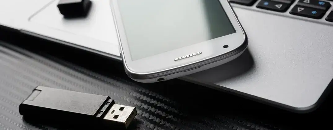 Jak krok po kroku nagrywać z laptopa bezpośrednio na pendrive?