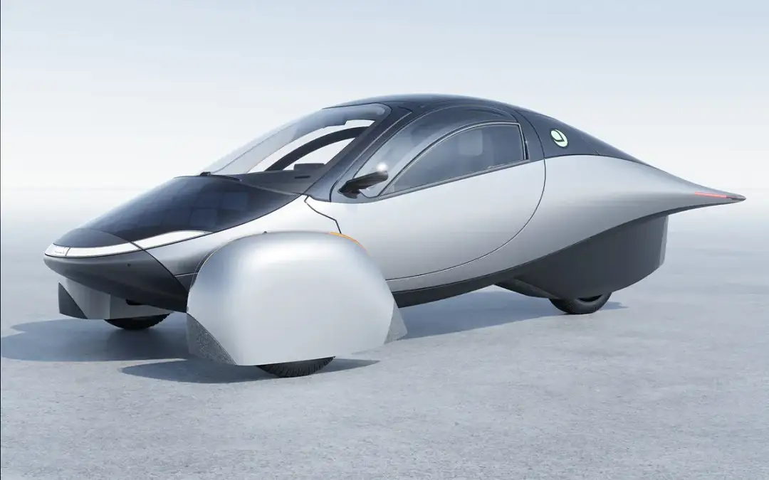 Voiture à énergie solaire : avantages, modèles et défis à connaître