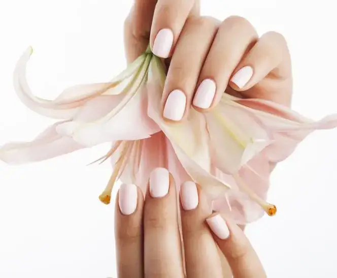 Jak samodzielnie zrobić manicure japoński – proste kroki i wskazówki dla początkujących