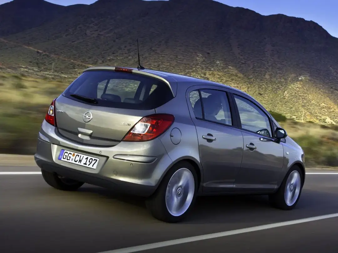 Corsa D Tuning: Jak Bezpiecznie Zwiększyć Moc i Styl Auta