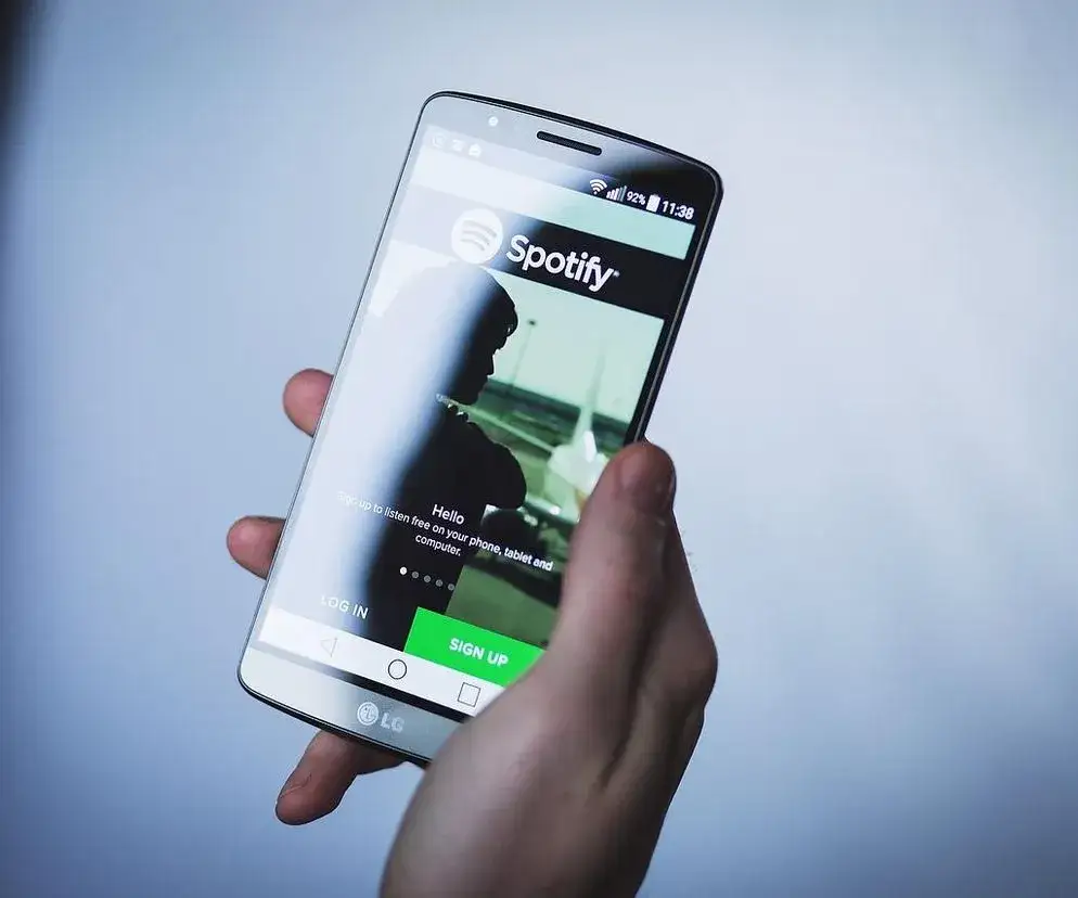 Spotify w Polsce od kiedy? Zaskakująca historia i rozwój platformy