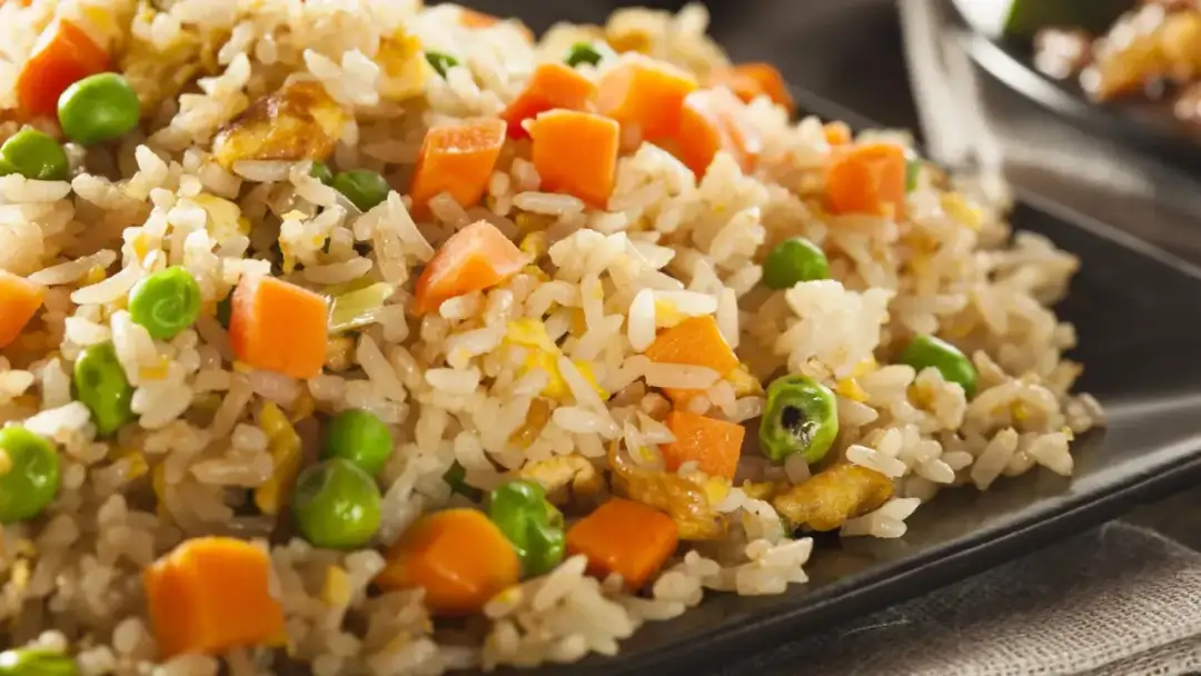 Arroz tres delicias - Trucos para que quede suelto y de restaurante
