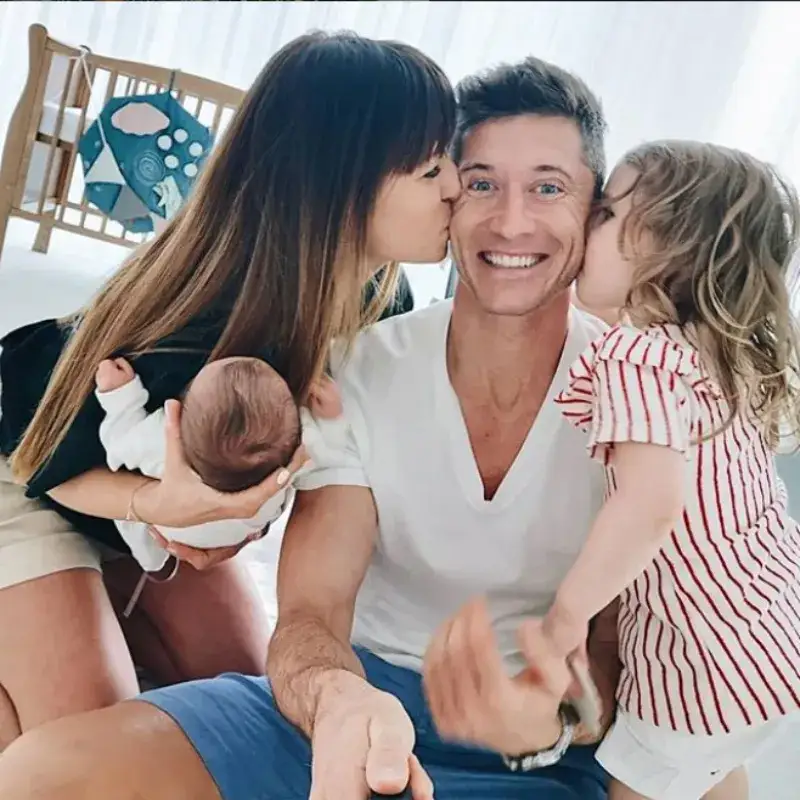 Czy Robert Lewandowski ma dzieci? Wszystko o jego rodzinie i życiu prywatnym