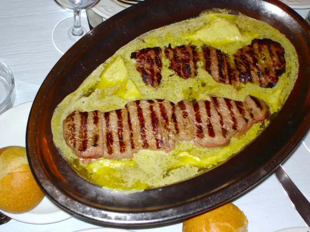 Salsa Café de París - Receta y secretos para el entrecot perfecto