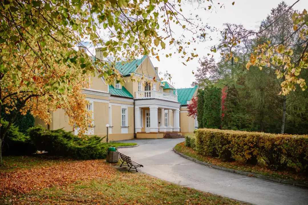 DPS Parkosz: Kompletny przewodnik opieka, koszty, przyjęcie