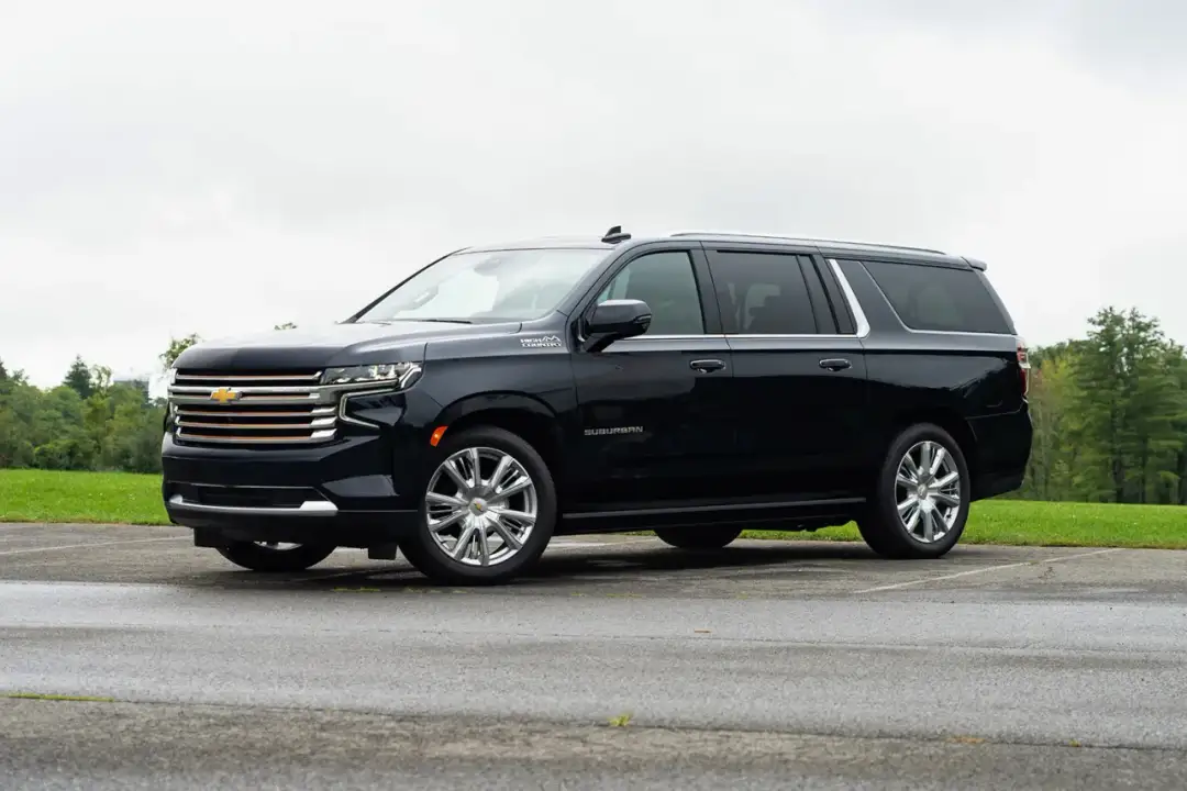 Chevrolet Suburban - wymiary, silniki i opinie. Czy ma sens w Polsce?