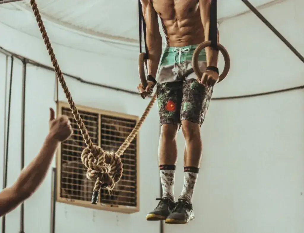 CrossFit dla kogo? Sprawdź, czy to trening idealny dla Ciebie!