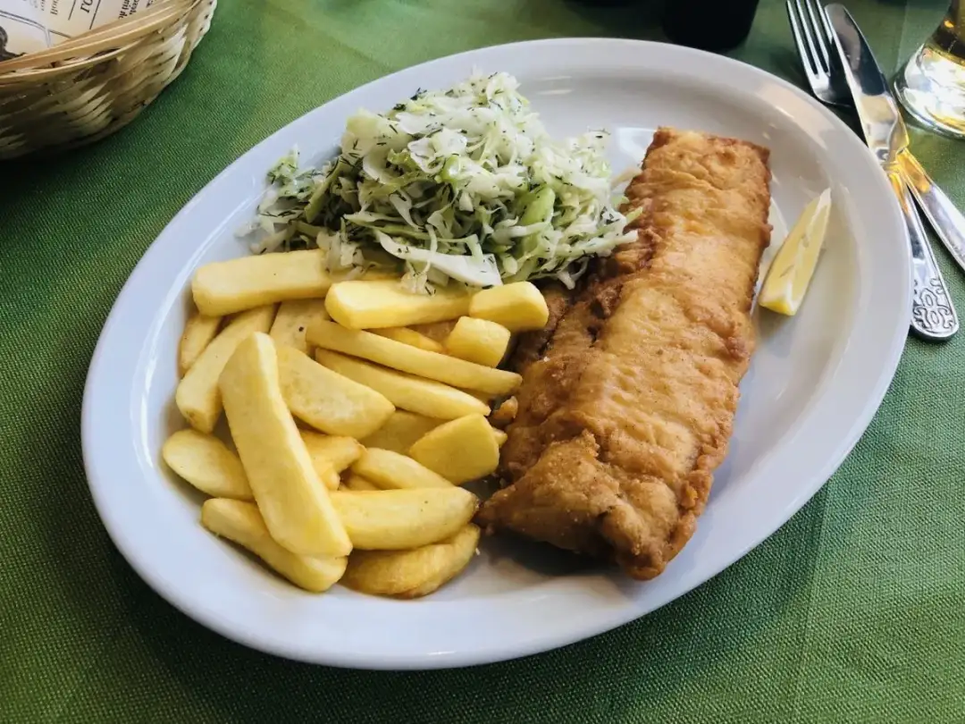 Sztutowo gdzie zjeść? Odkryj najlepsze miejsca na smaczny posiłek