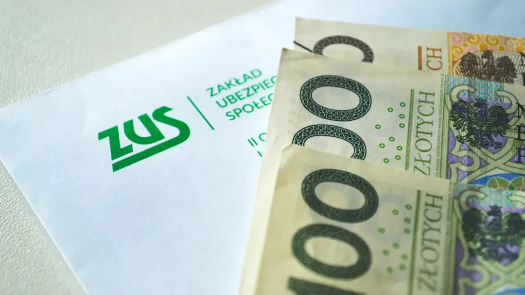 ZUS i polskie banknoty 100 zł.