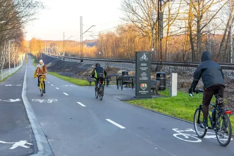 Trasa rowerowa Katowice-Kraków: Przewodnik dla cyklistów