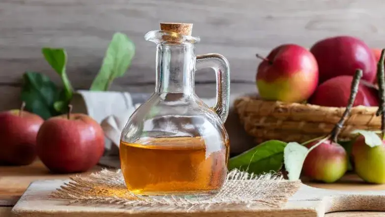 Czy ocet jabłkowy obniża cholesterol? Sprawdź skuteczność i badania