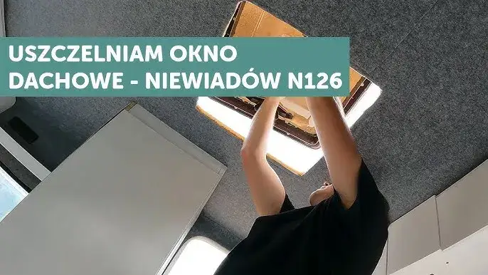 Jak uszczelnic okno dachowe w przyczepie, aby uniknąć przecieków