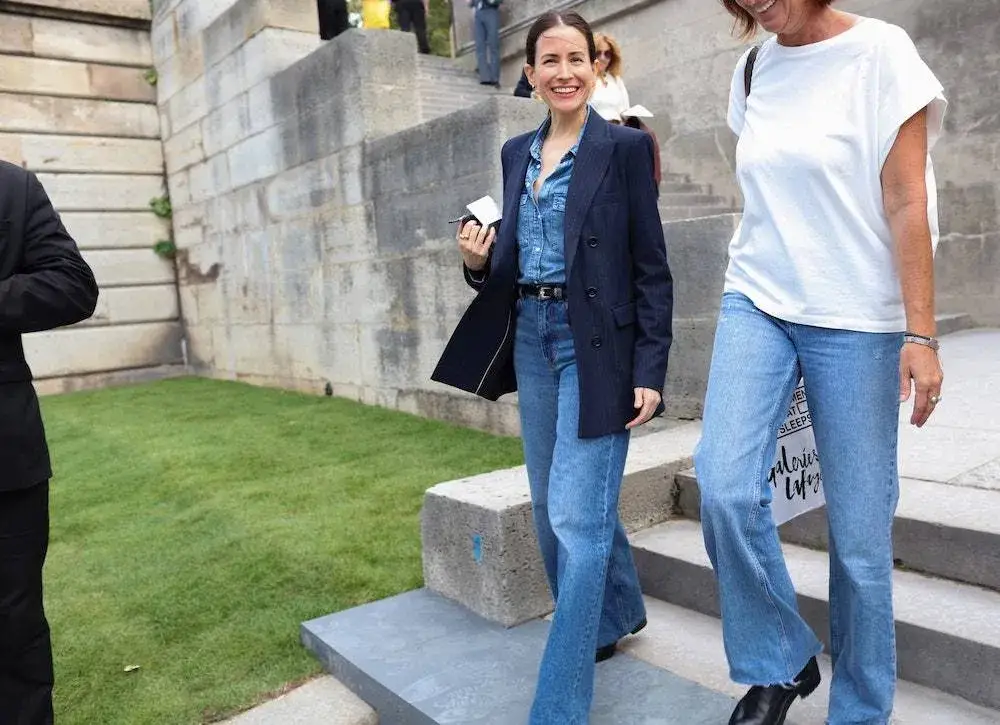 Marynarka do dżinsów -  tworzącej nieformalny, ale stylowy look.