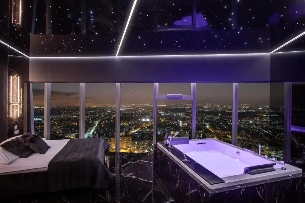 Ile kosztuje nocleg w Sky Tower? Ceny apartamentów i udogodnienia w ofercie