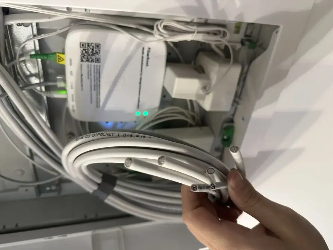 Podłącz TV do anteny zbiorczej w bloku: Prosty poradnik DVB-T2