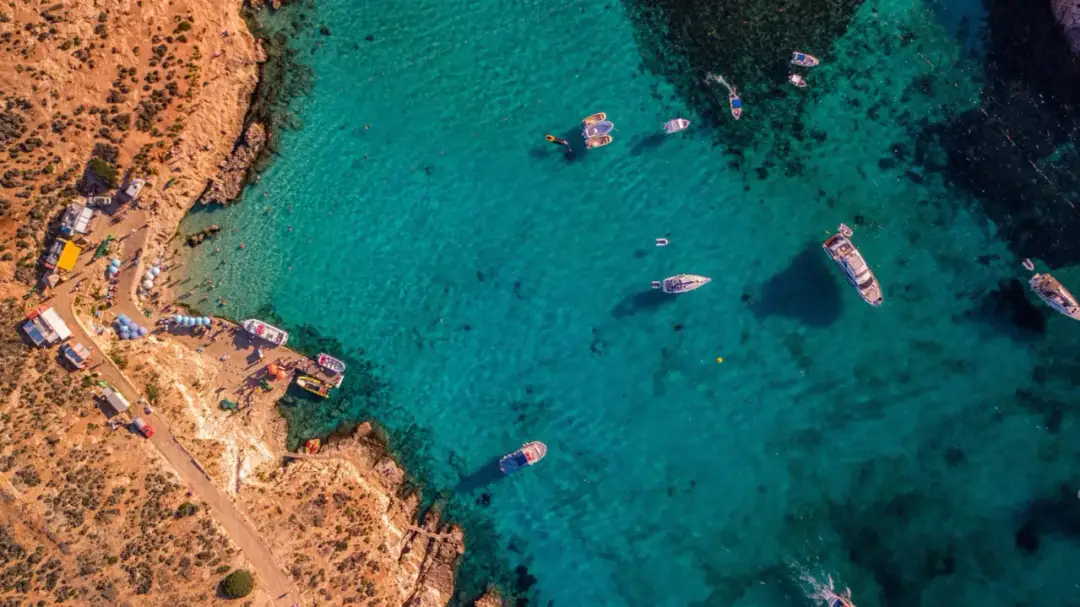 Malta czy można lecieć? Sprawdź aktualne zasady podróży i loty