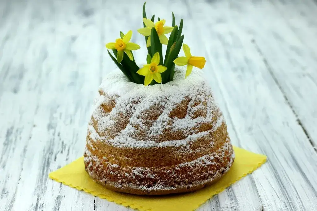Czego symbolem jest babka wielkanocna i jakie ma znaczenie w tradycji?