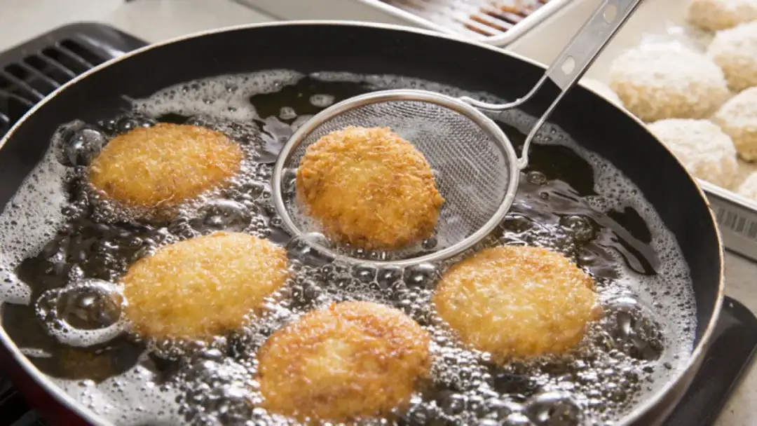 Masa de croquetas perfecta - Trucos para que no se rompan al freír