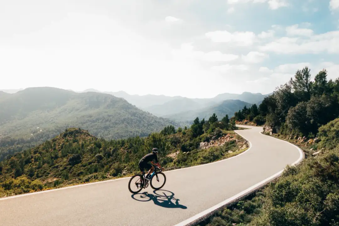 Najlepsze trasy rowerowe w Europie – odkryj niezapomniane szlaki