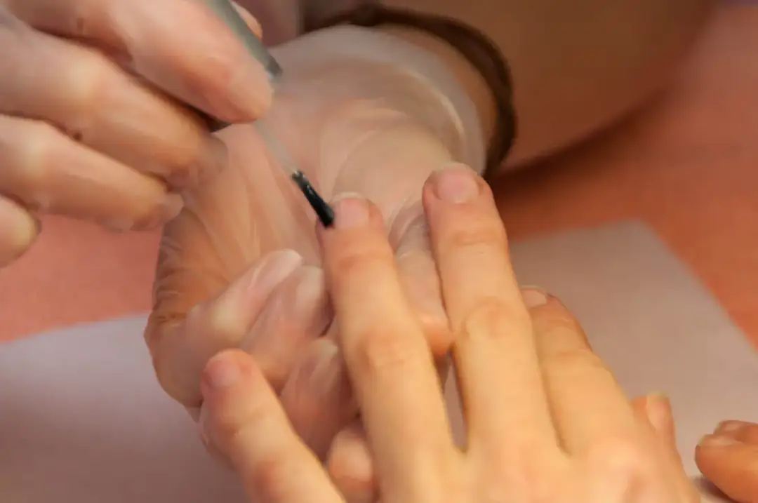 Jak często powtarzać manicure japoński, by paznokcie były zdrowe i piękne?