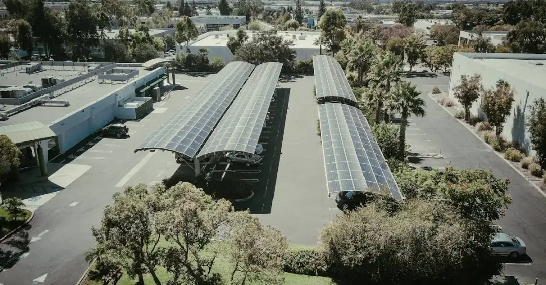 On-grid czy off-grid: który system fotowoltaiczny jest lepszy dla domu?