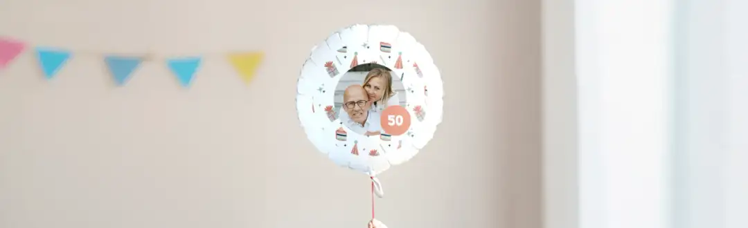 Najlepsze pomysły na prezent na 50 urodziny kobiecie, które zachwycą