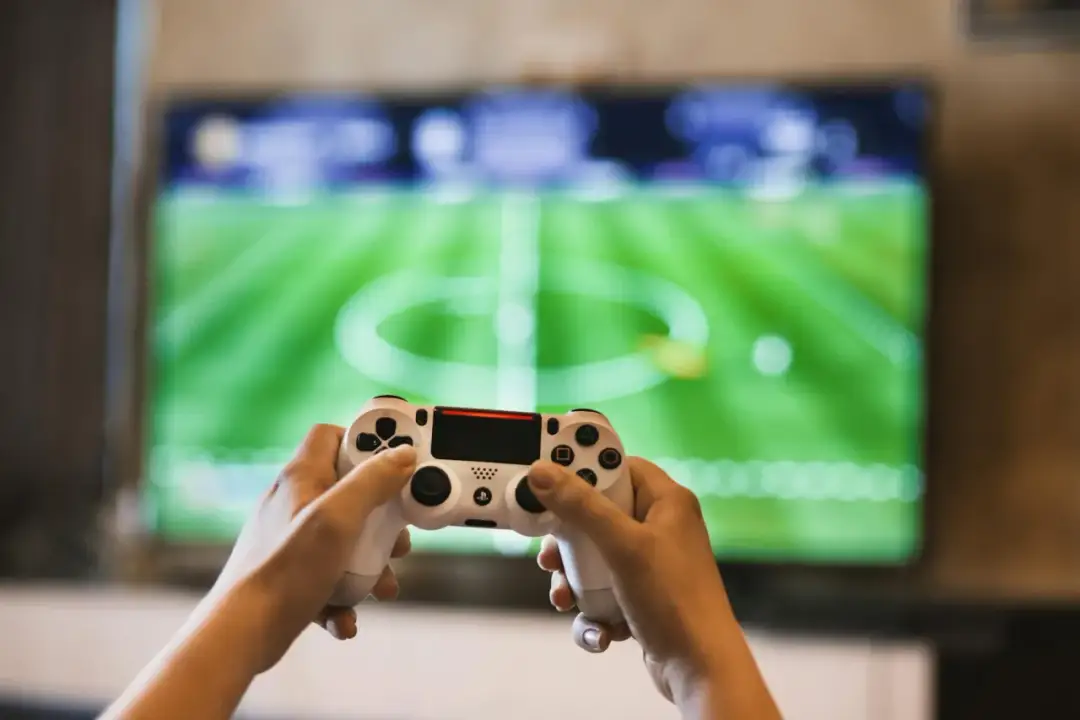 W co warto zagrać w 2025 roku? Najlepsze tytuły na PC i konsole