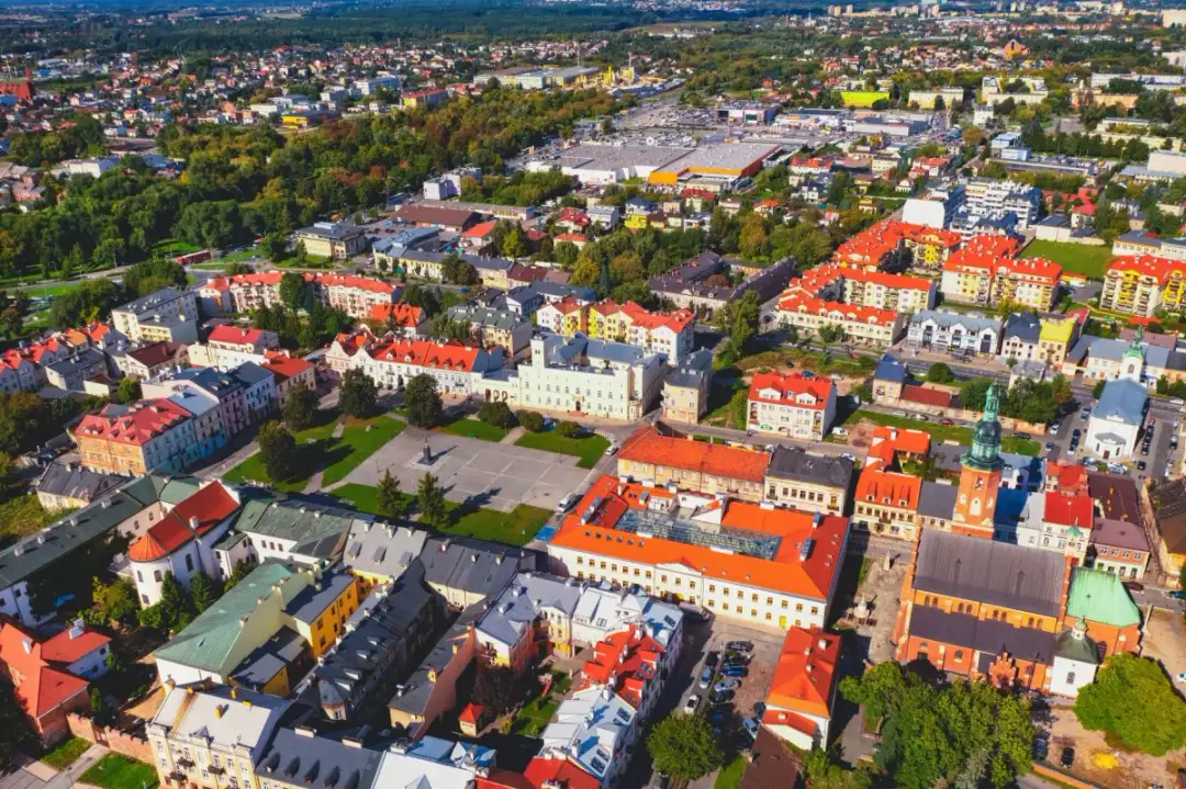 Ile ludzi mieszka w Radomiu? Zaskakujące zmiany w liczbie mieszkańców