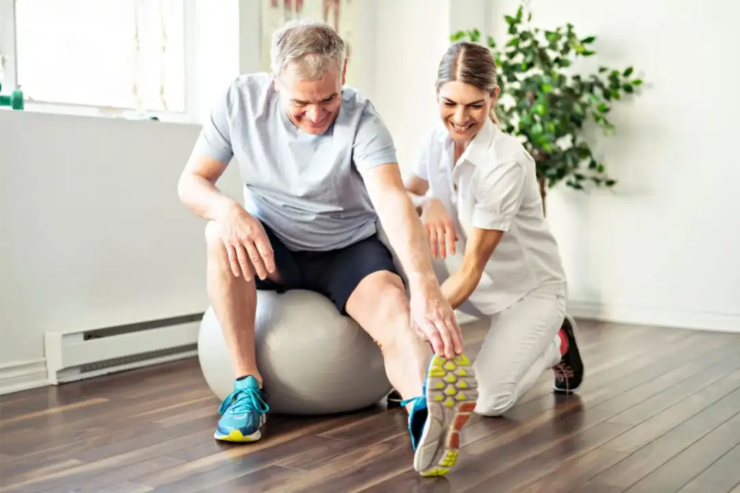 Fizjoterapia ambulatoryjna - co to znaczy i jak może pomóc? Fizjoterapia ambulatoryjna - co to znaczy i jak może pomóc?