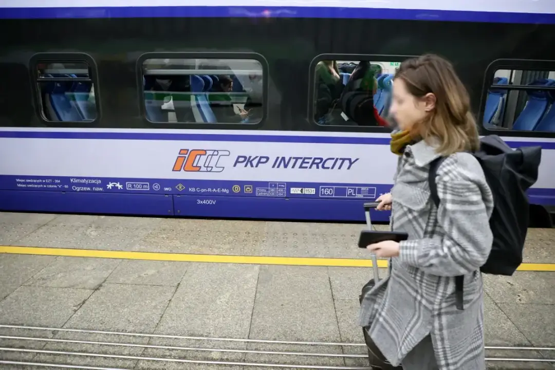 Podwyżki biletów PKP Intercity: Kiedy i o ile? Jak oszczędzić?