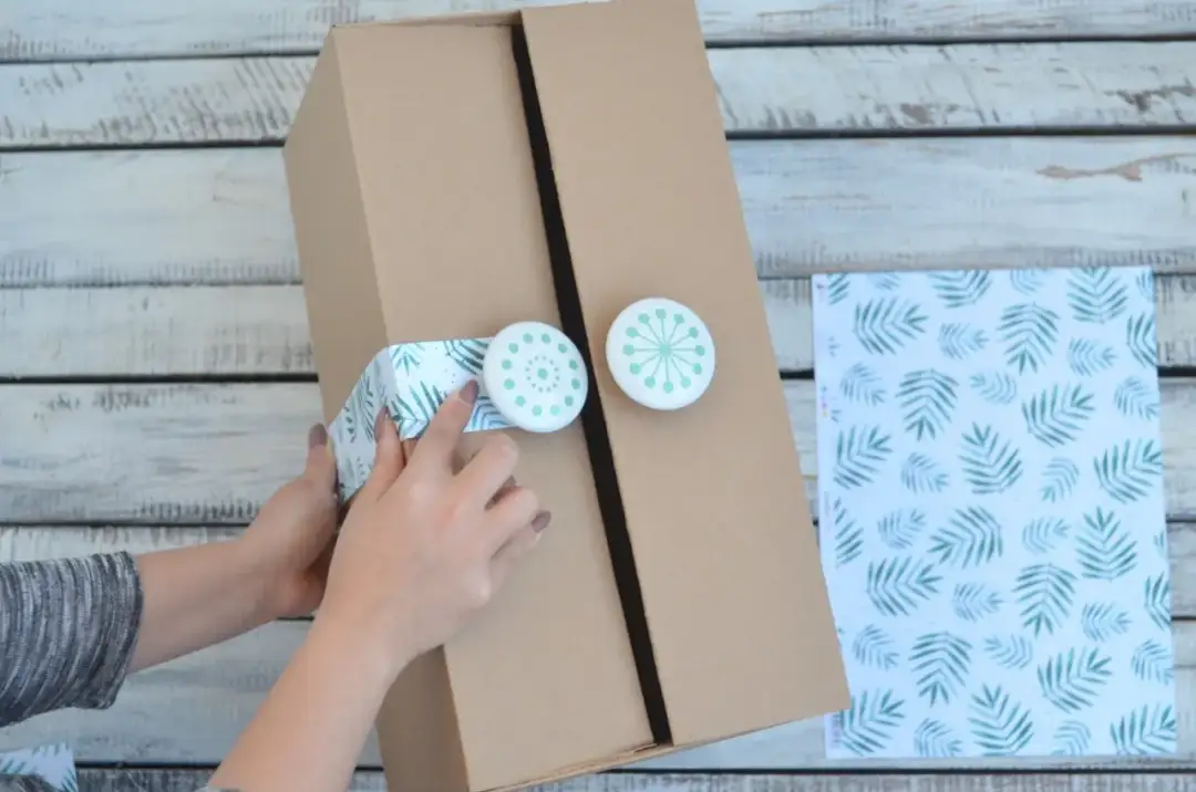 Meble z kartonu krok po kroku: Wytrzymałe i stylowe DIY
