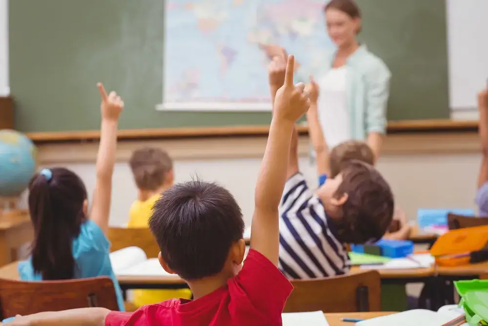 Od kiedy biologia w szkole podstawowej? Sprawdź, co musisz wiedzieć!