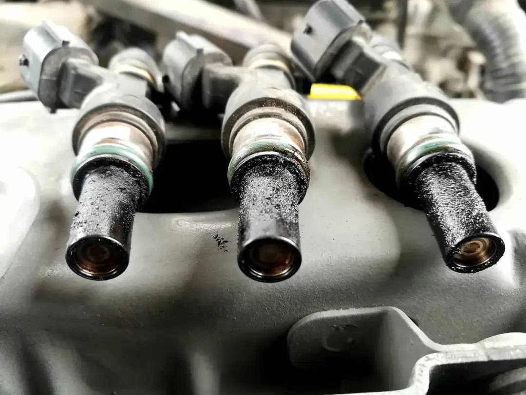 Uszkodzone wtryskiwacze diesel: objawy, diagnoza i naprawa