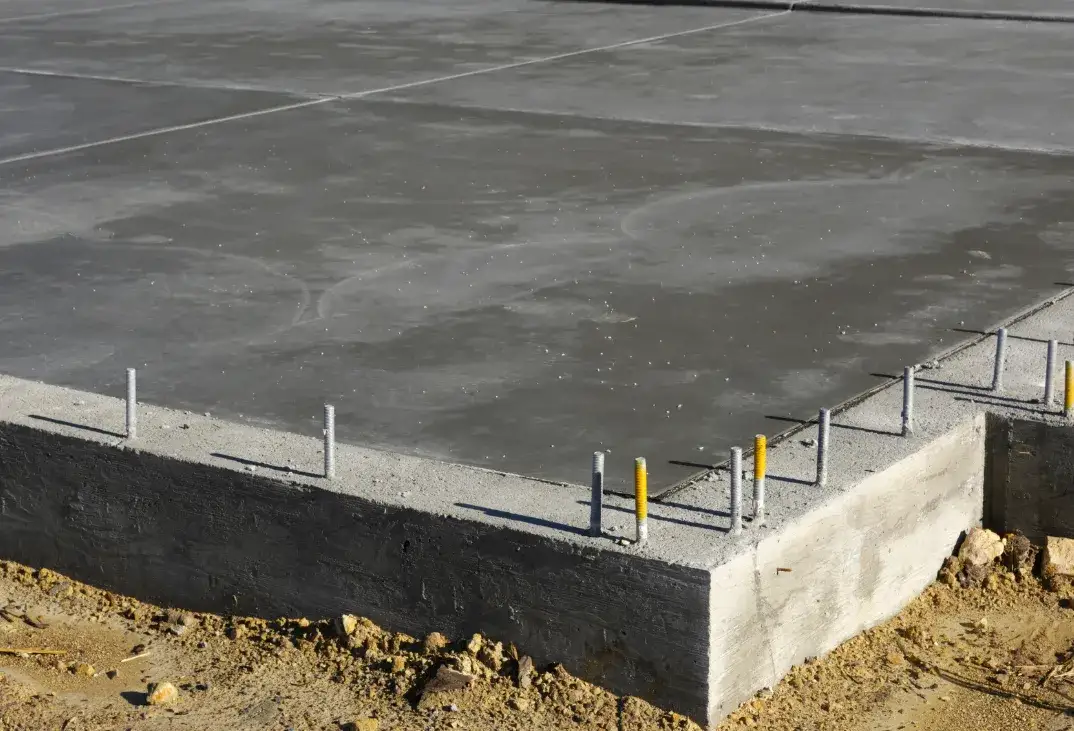 Jaki fundament pod dom szkieletowy? Wybierz mądrze, uniknij kosztów