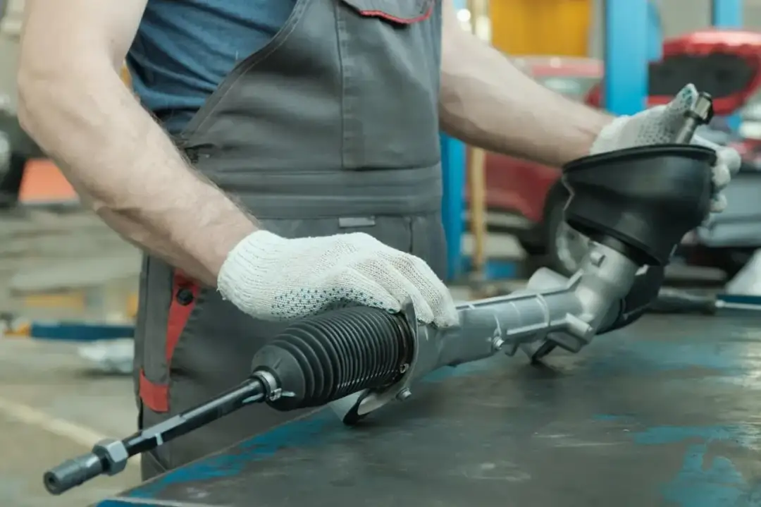 Pływa auto? Luz na maglownicy: objawy, diagnoza i bezpieczeństwo