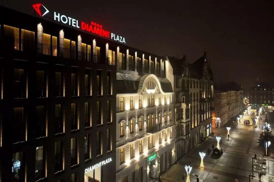 Diament Plaza Katowice: Czy to Najlepszy Hotel w Centrum?