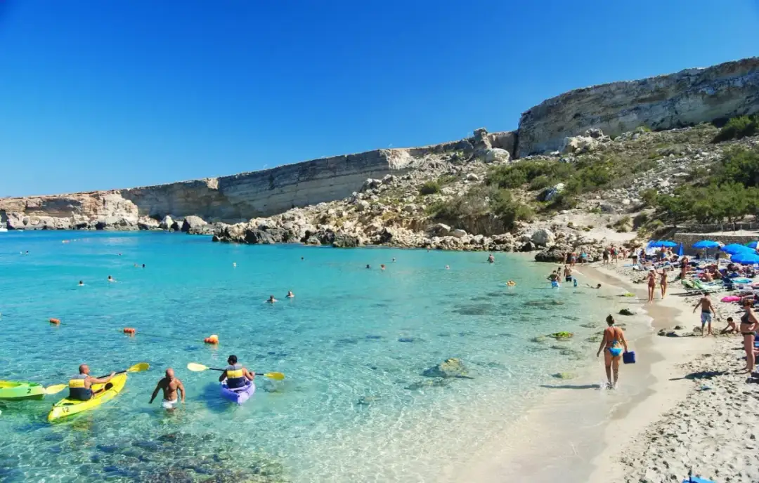 Plaże na Malcie - Jak wybrać najlepszą i uniknąć tłumów? Plaże na Malcie - Jak wybrać najlepszą i uniknąć tłumów?