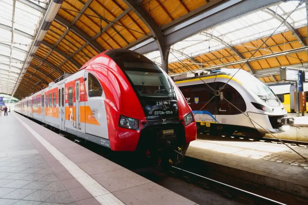 Wrocław Główny: Twój przewodnik po podróżach pociągiem