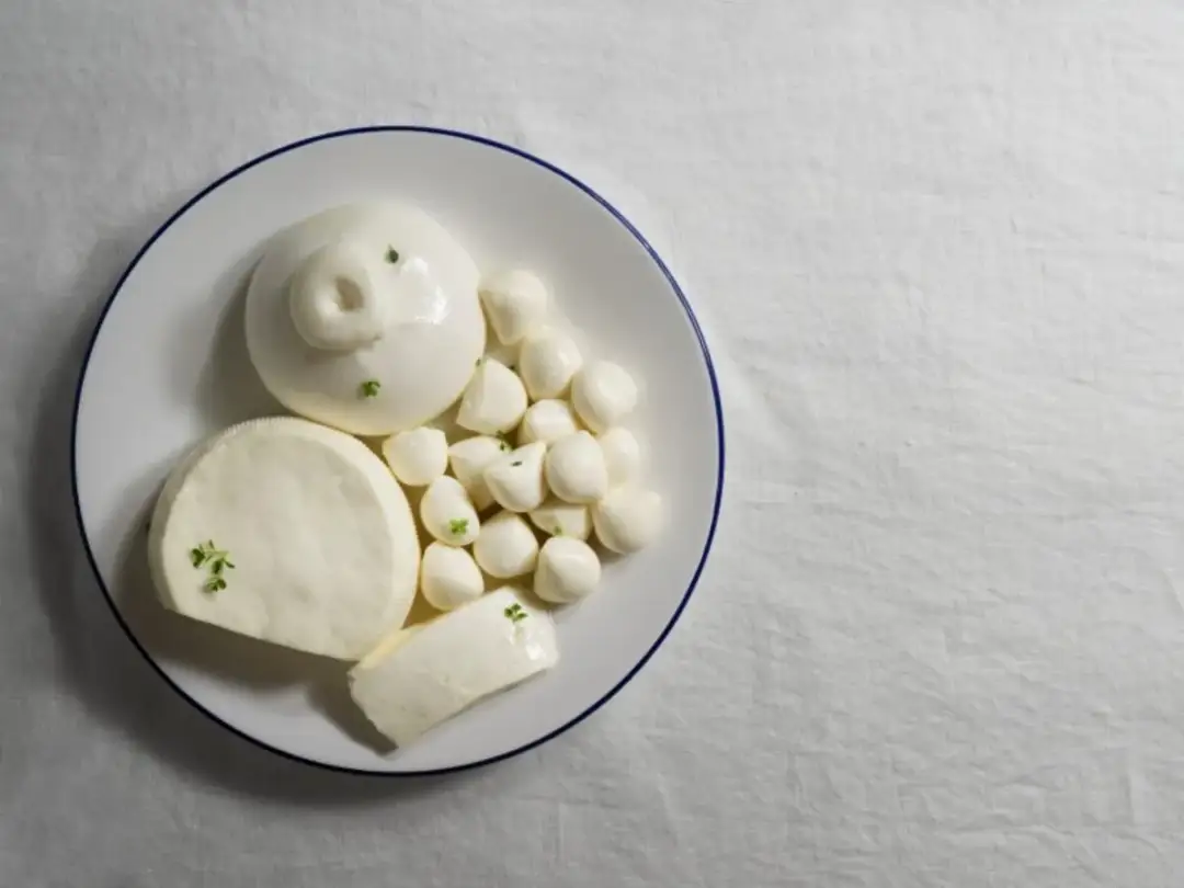 Czy mozzarella jest zdrowa? Analiza wartości odżywczych i wpływu na zdrowie