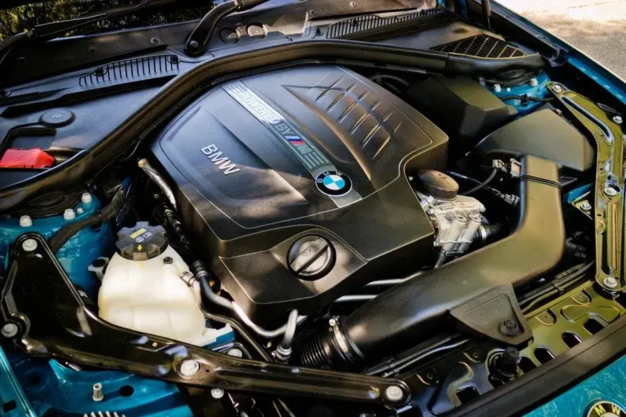 Najczęstsze usterki i opinie o silniku BMW N55 – Co warto wiedzieć?