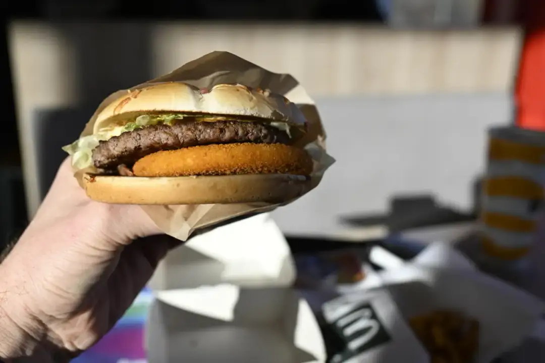Ile kosztuje McDouble w 2026 roku - Czy ten burger nadal się opłaca?