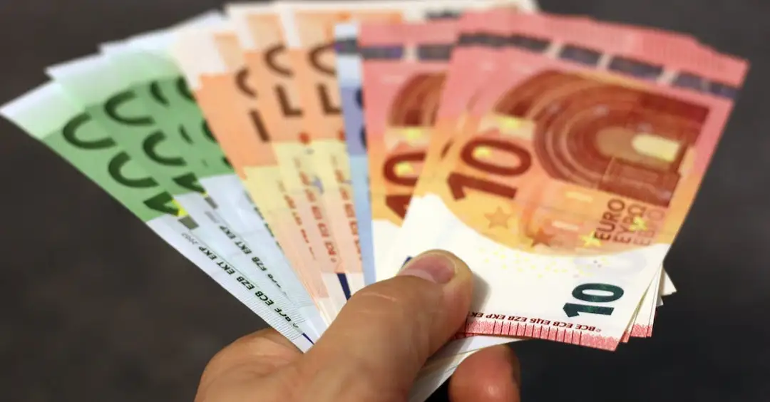 Euro Kurs | Wymiana i notowania walut w czasie rzeczywistym